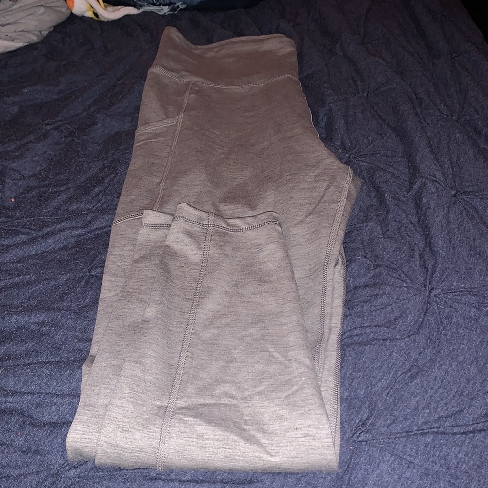 NWOT American Eagle The Everything Pocket Legging